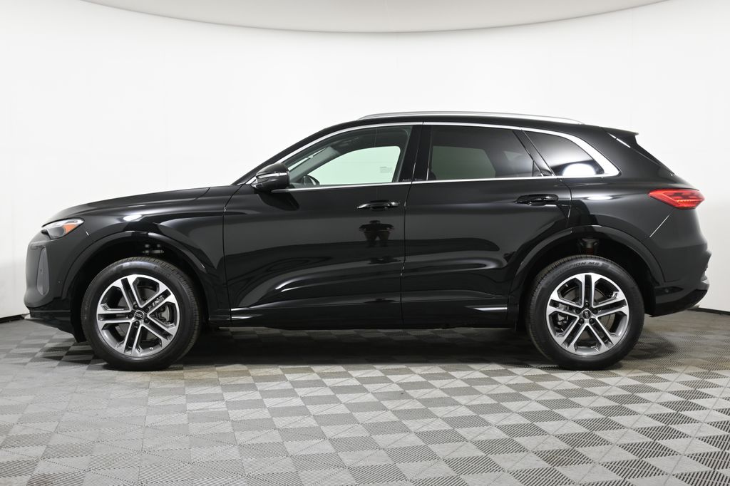 Thumbnail: 2025 Audi Q5 - 2