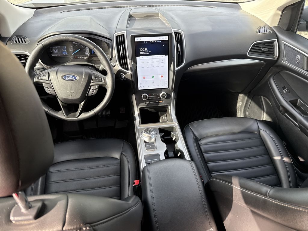 2022 Ford Edge SEL Silver at Martin Chrysler Dodge Jeep Ram
