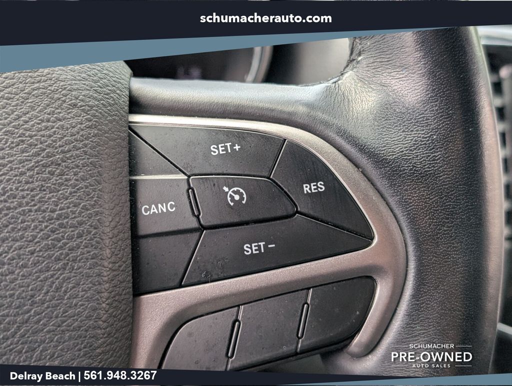 used 2021 Jeep Grand Cherokee car, priced at $16,498