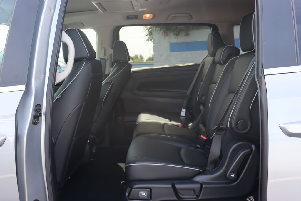 Thumbnail: 2025 Honda Odyssey - 11