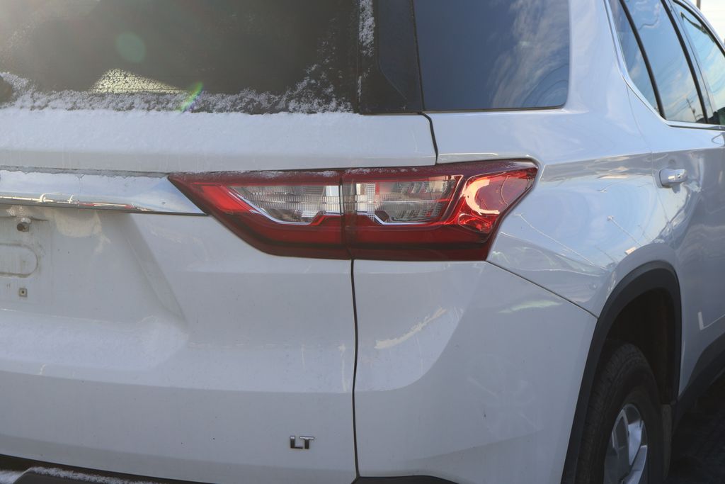 Thumbnail: 2018 Chevrolet Traverse - 8
