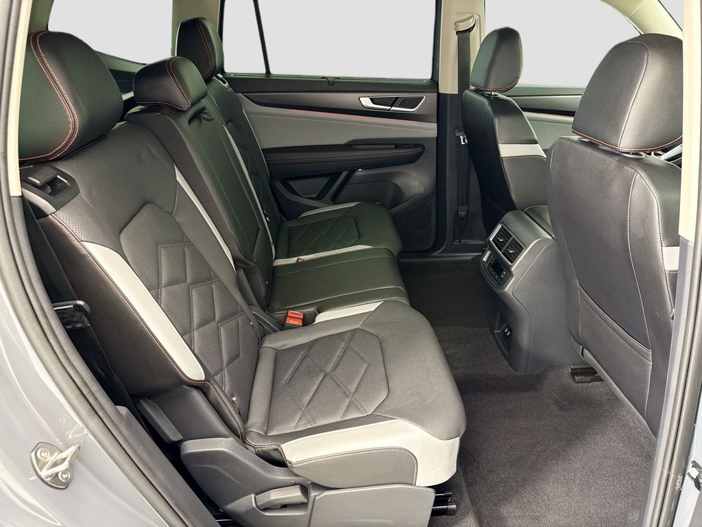 Thumbnail: 2025 Volkswagen Atlas - 20