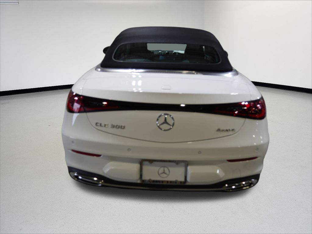 Thumbnail: 2026 Mercedes-Benz CLE - 4