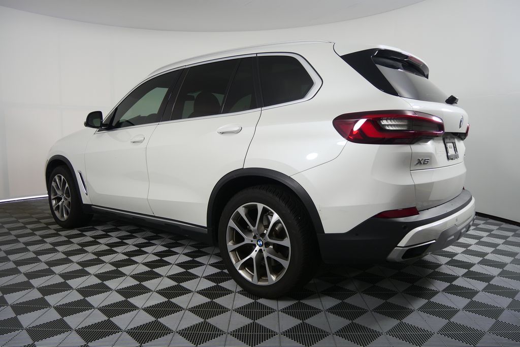 2022 BMW X5 xDrive40i 5