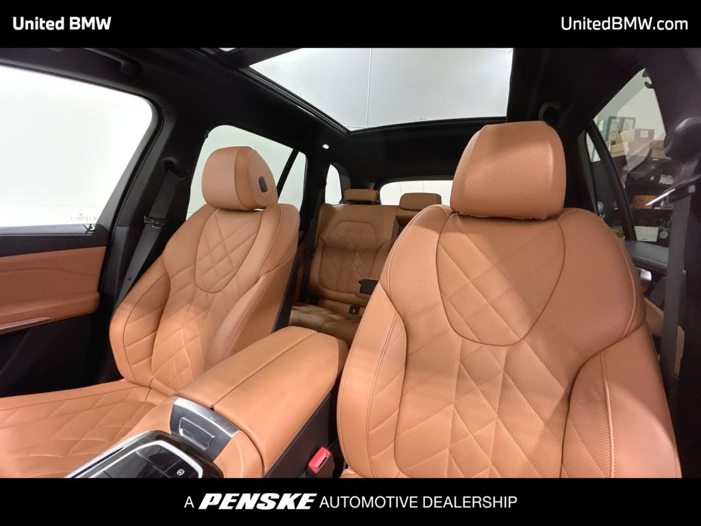 Thumbnail: 2025 BMW X5 - 13