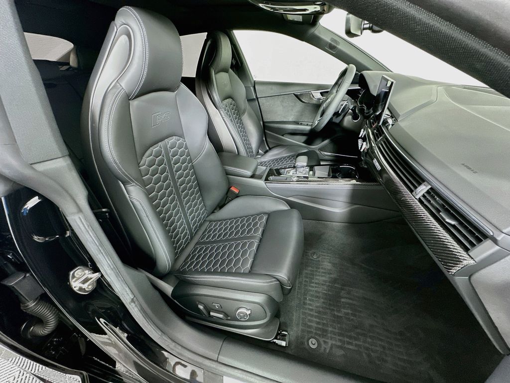 Thumbnail: 2023 Audi RS 5 - 29