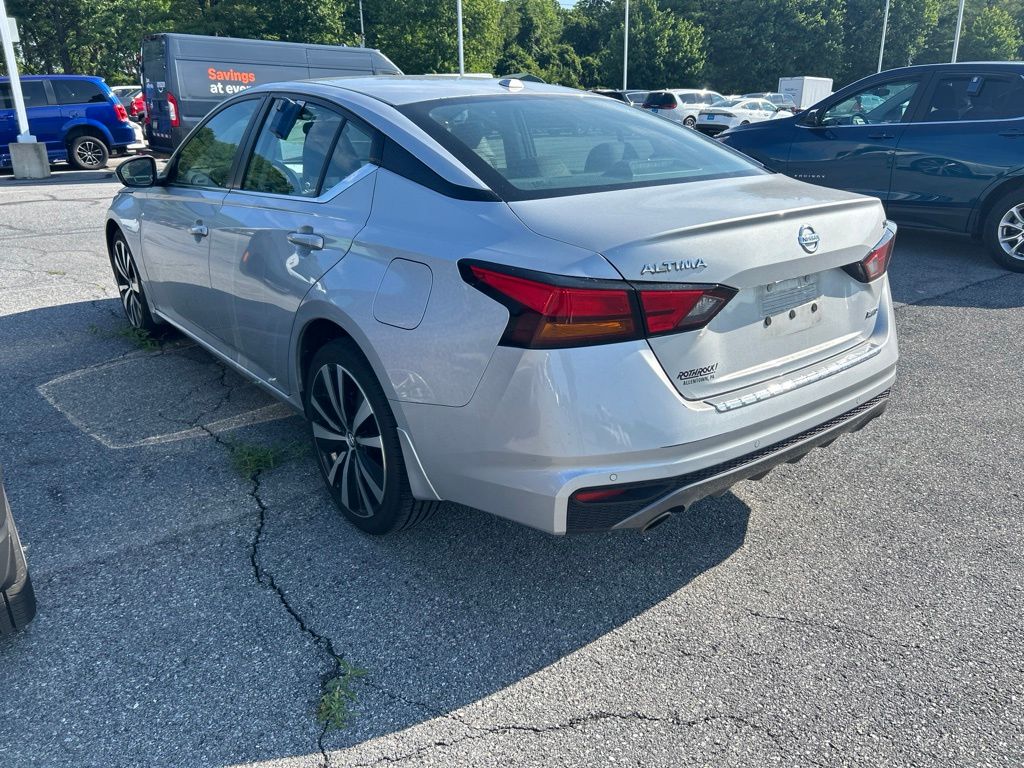 2022 Nissan Altima — photo 7