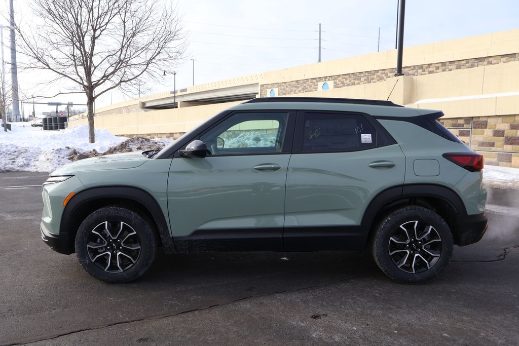 Thumbnail: 2026 Chevrolet TrailBlazer - 4