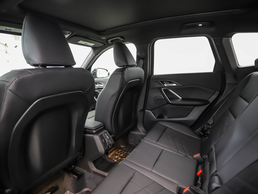 Thumbnail: 2026 BMW X1 - 21