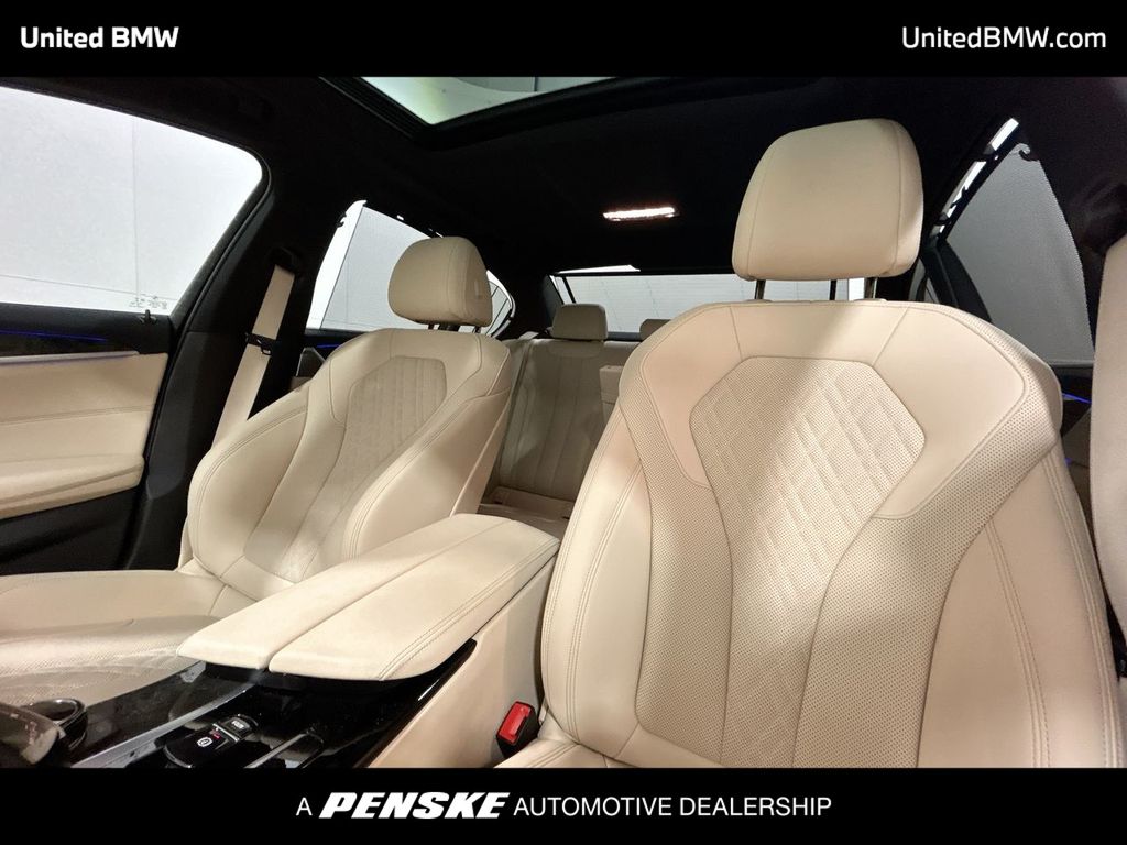 Thumbnail: 2023 BMW 5 Series - 13
