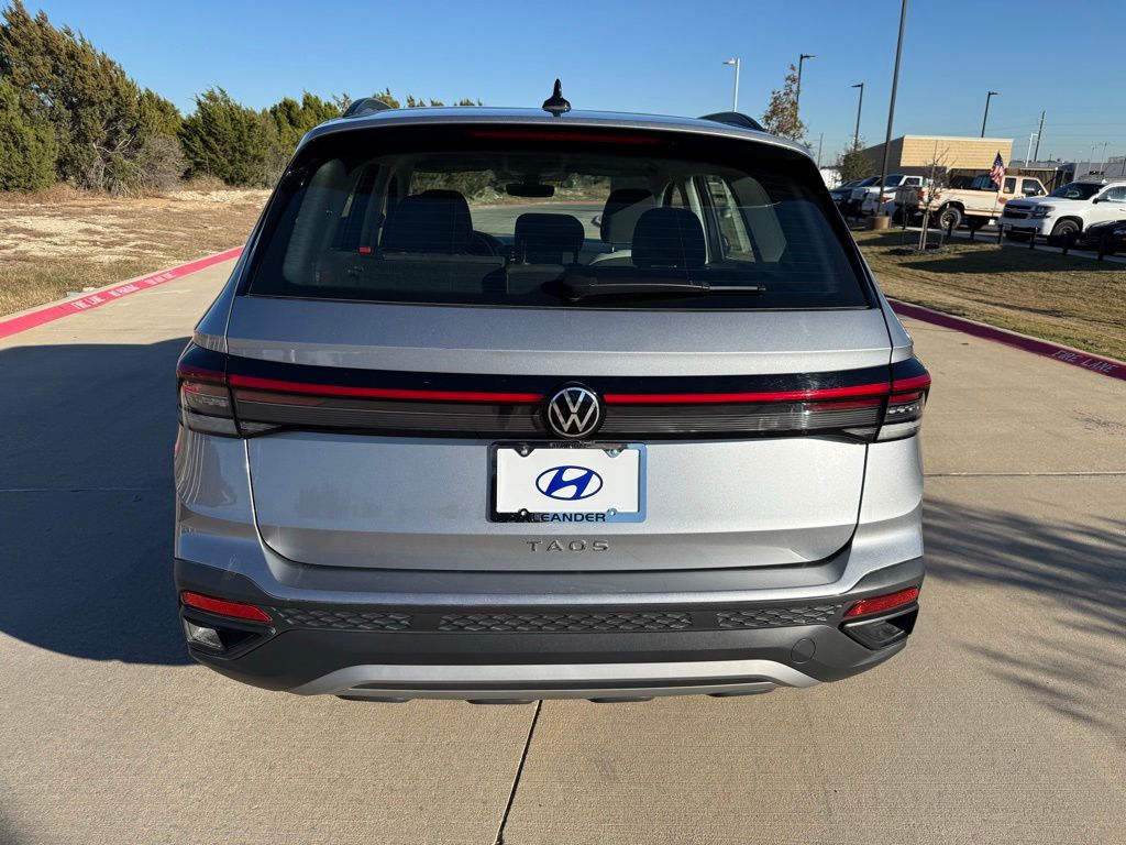 Thumbnail: 2025 Volkswagen Taos - 6