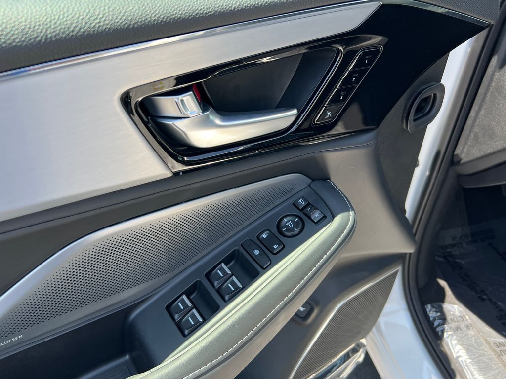 Thumbnail: 2026 Acura MDX - 12
