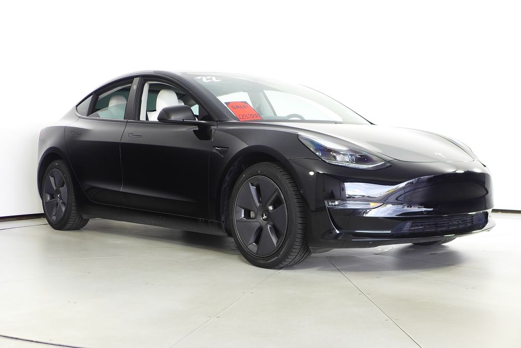 Thumbnail: 2022 Tesla Model 3 - 4