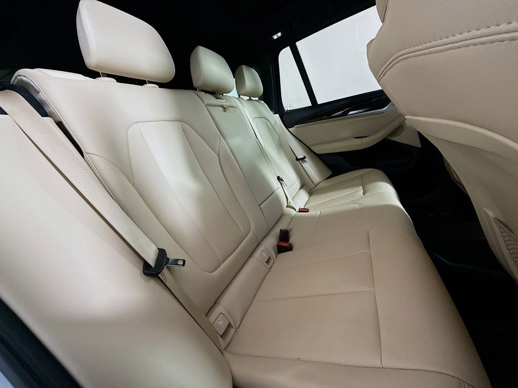Thumbnail: 2021 BMW X3 - 28