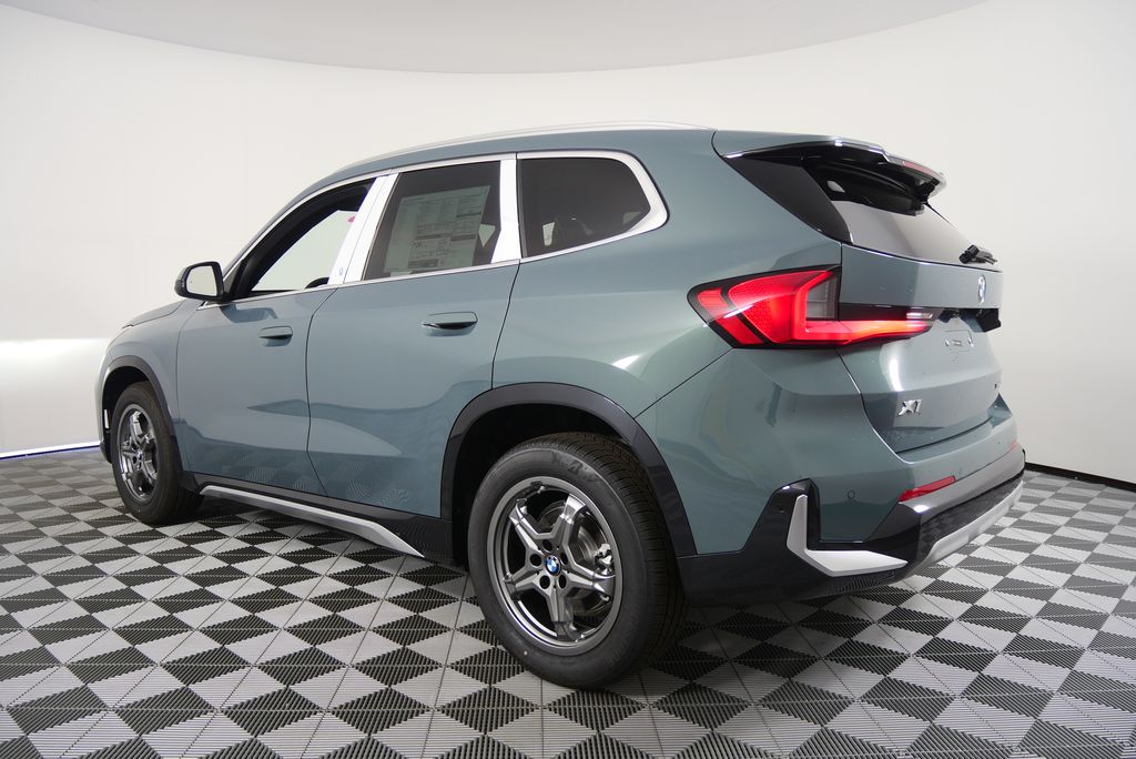 Thumbnail: 2025 BMW X1 - 5