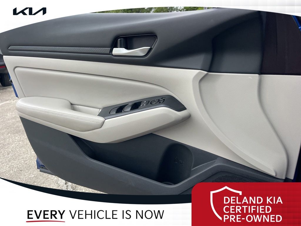 2025 Nissan Altima SV - Photo 23