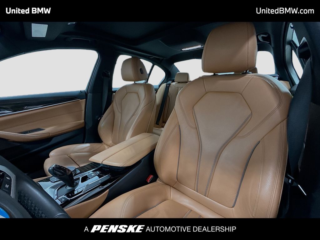 Thumbnail: 2020 BMW 5 Series - 5