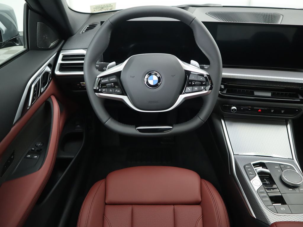 Thumbnail: 2026 BMW 4 Series - 10