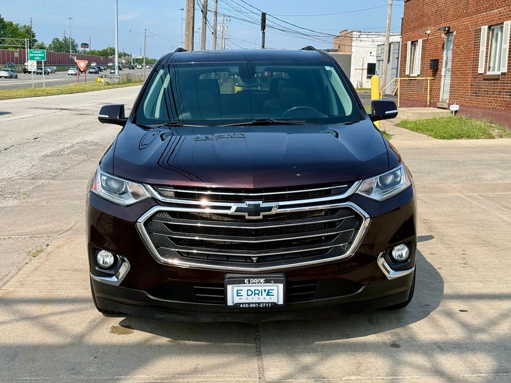 Photo 2 of 2020 Chevrolet Traverse 3LT