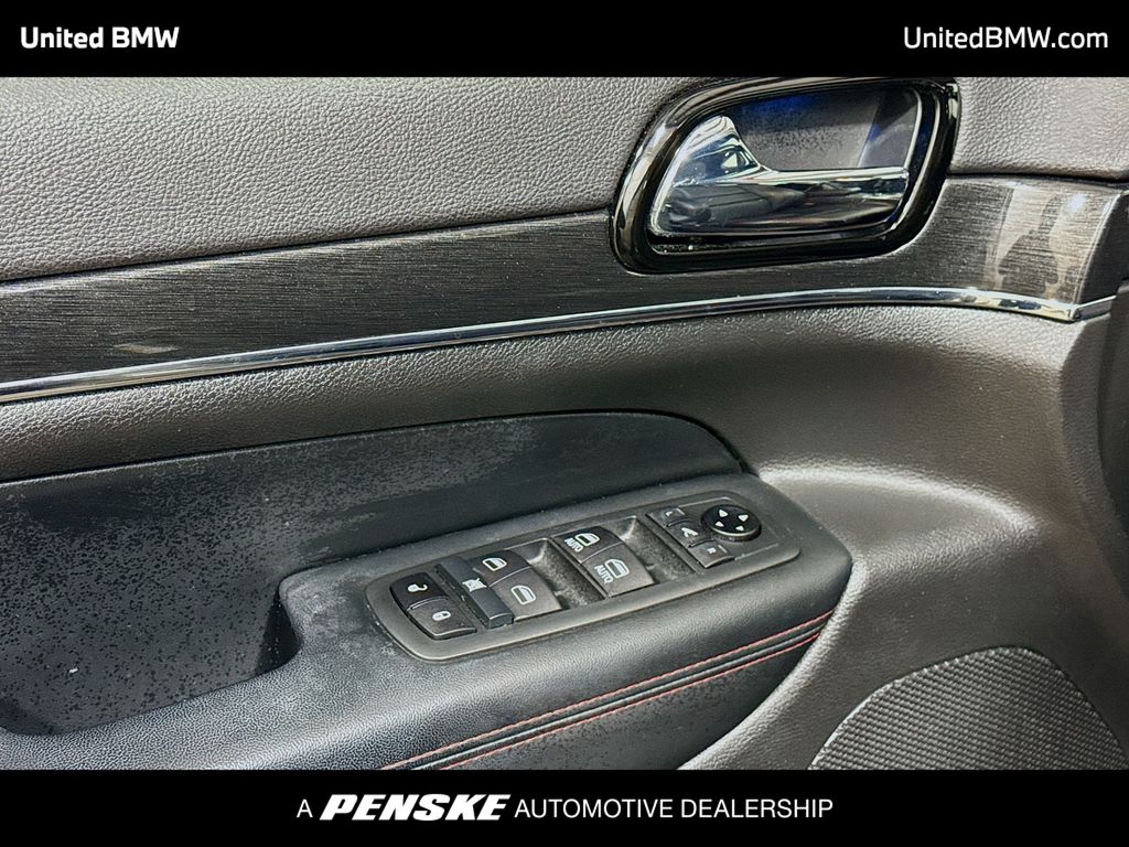 Thumbnail: 2021 Jeep Grand Cherokee - 3