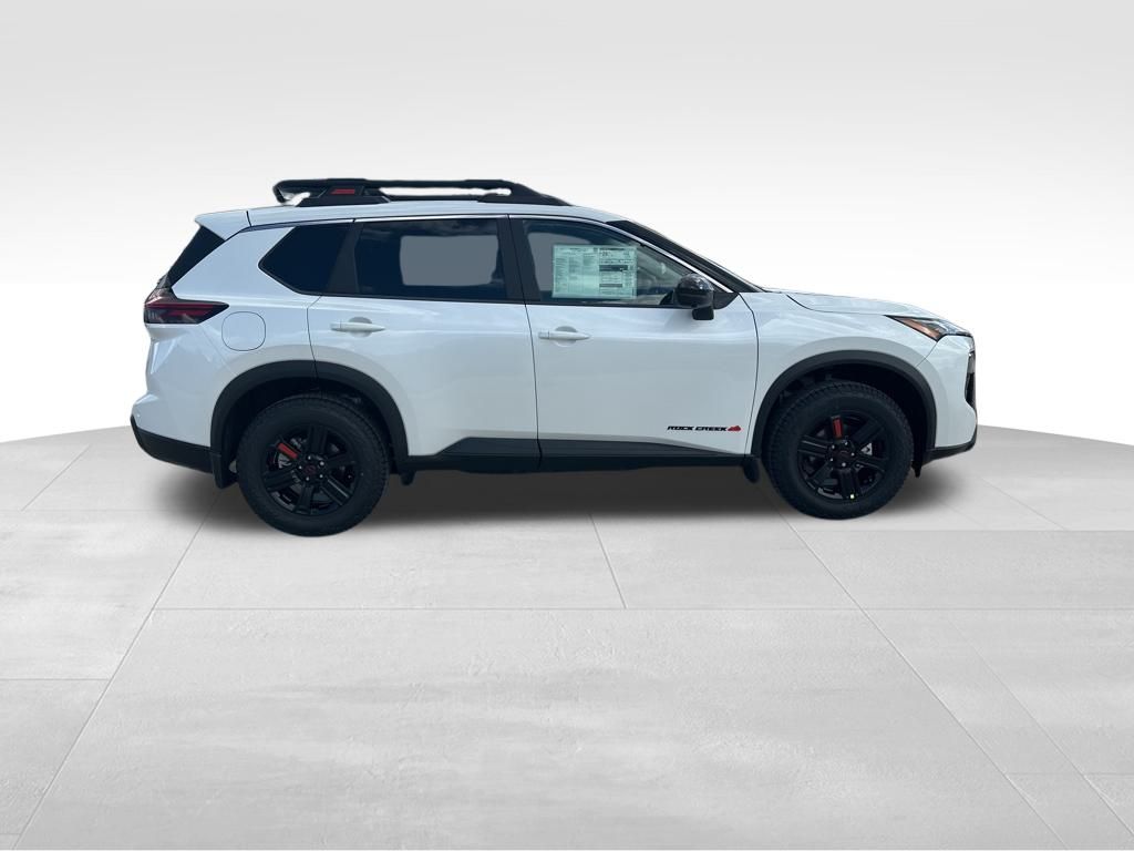 2025 Nissan Rogue  11