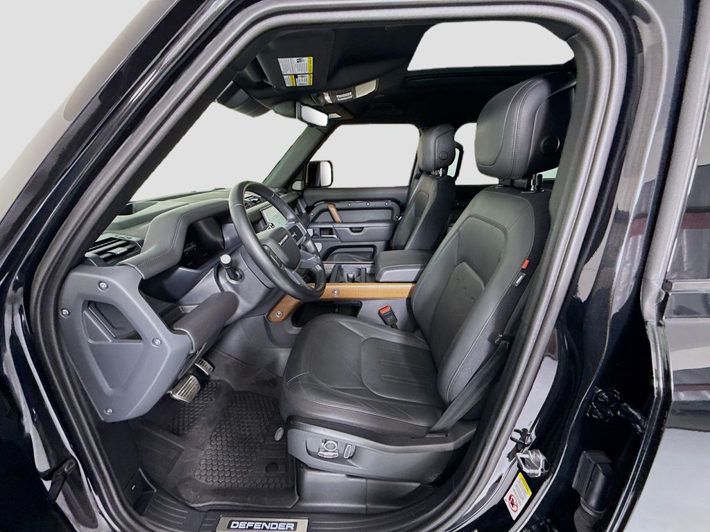 Thumbnail: 2023 Land Rover Defender - 20