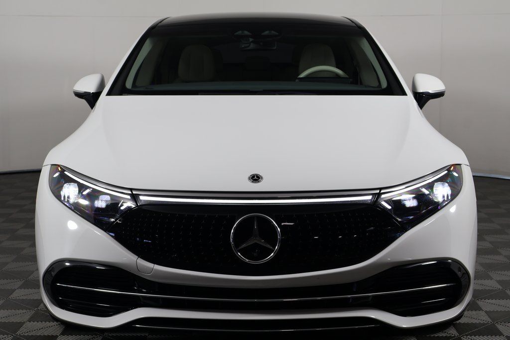 Thumbnail: 2023 Mercedes-Benz EQS - 2