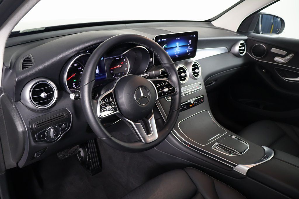 Thumbnail: 2022 Mercedes-Benz GLC - 7