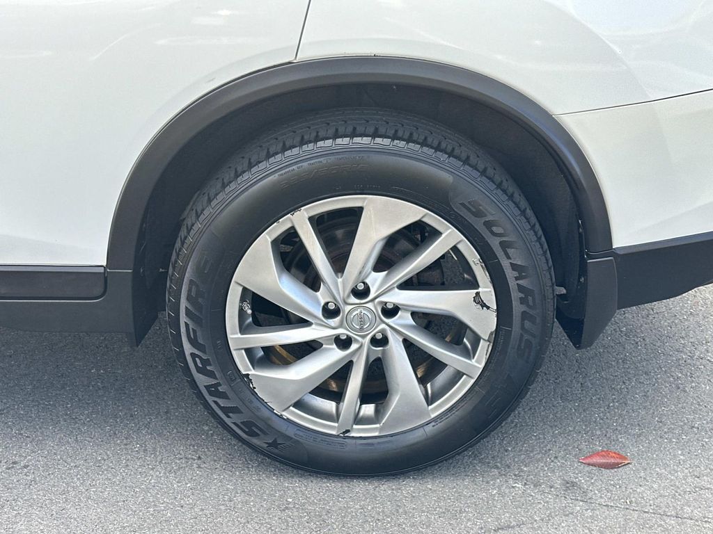 Thumbnail: 2014 Nissan Rogue - 14