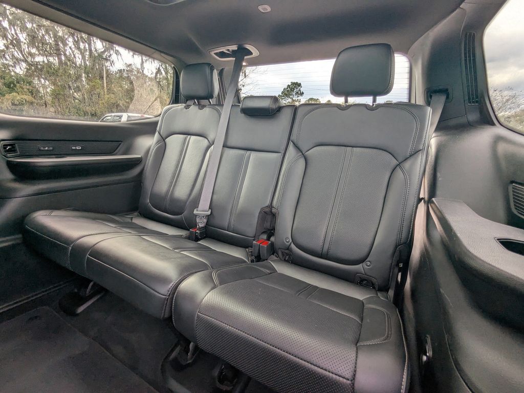 2023 Jeep Wagoneer Series II Carbide 4x4