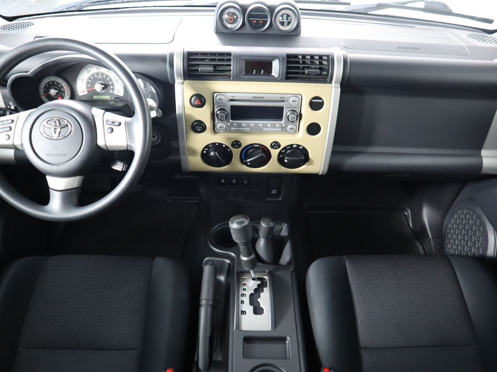Thumbnail: 2012 Toyota FJ Cruiser - 13
