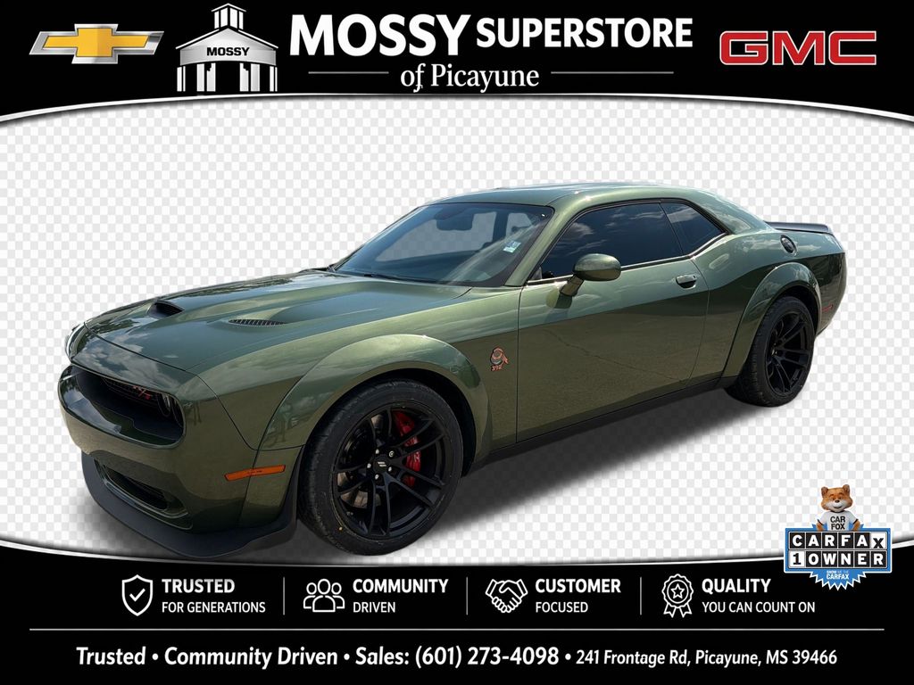 F8 Green 2022 Dodge Challenger Coupe Rear-Wheel Drive 6-Speed Manual