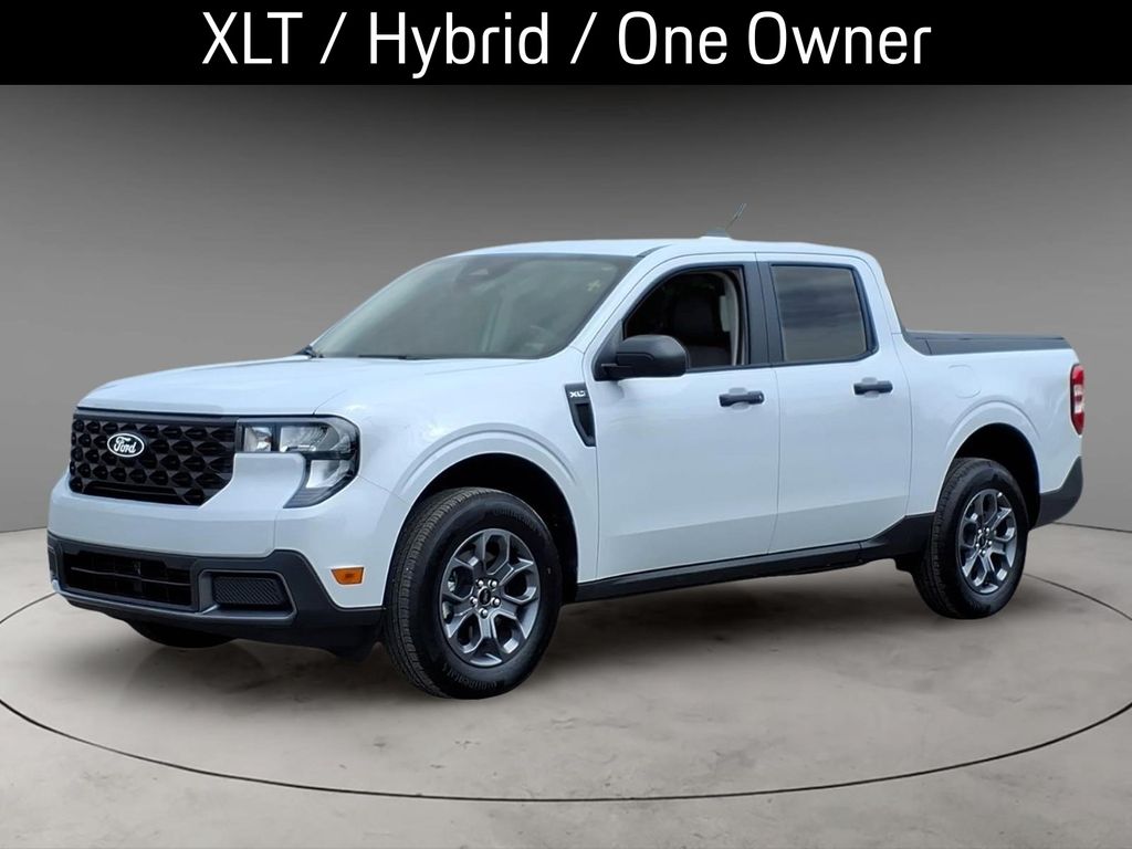 Space White Metallic 2025 Ford Maverick XLT SuperCrew AWD Pickup Truck All-Wheel Drive Continuously Variable Transmission