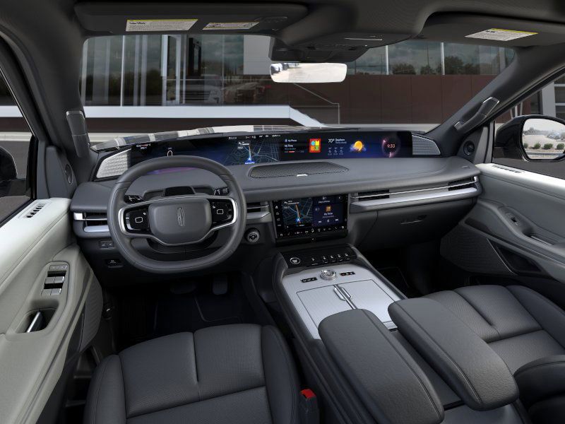 Thumbnail: 2025 Lincoln Navigator - 9