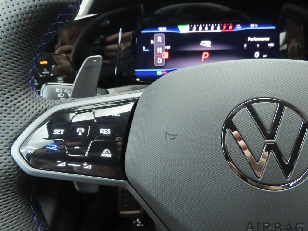 Thumbnail: 2025 Volkswagen Golf - 11