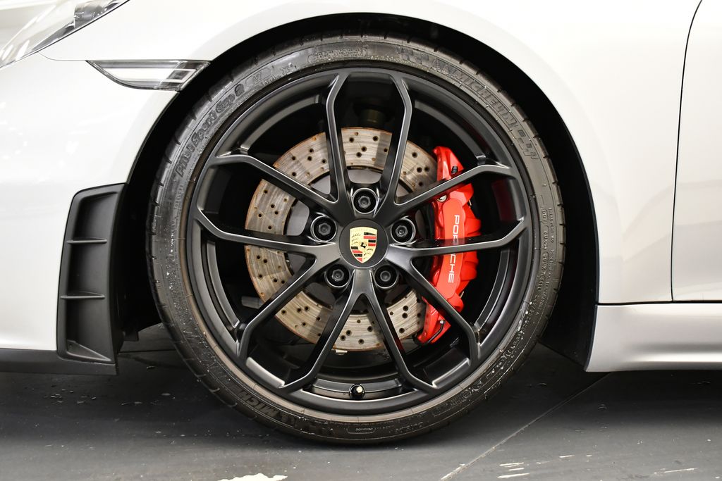 Thumbnail: 2021 Porsche  - 16