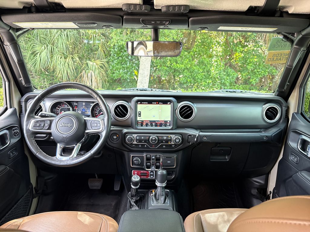 Used 2022 Beige Jeep Rubicon image 8