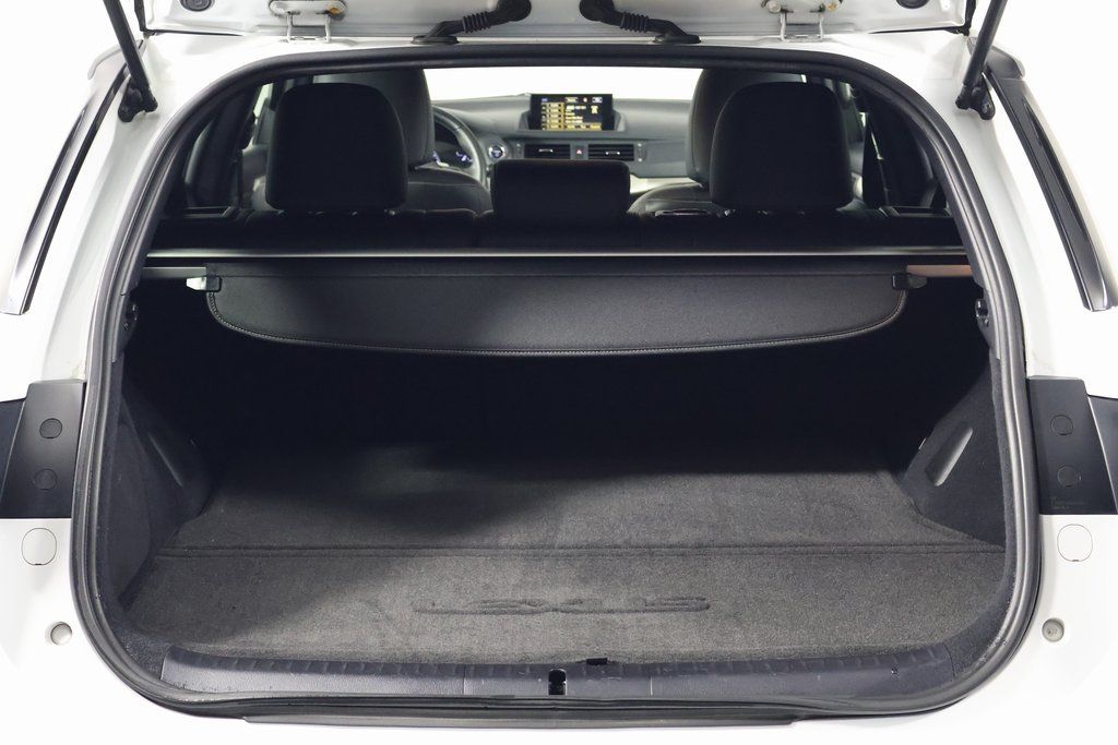 Thumbnail: 2015 Lexus CT - 14