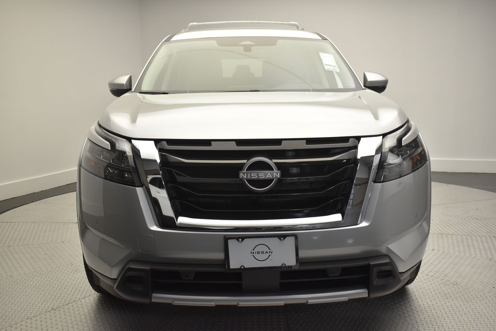 Thumbnail: 2025 Nissan Pathfinder - 2