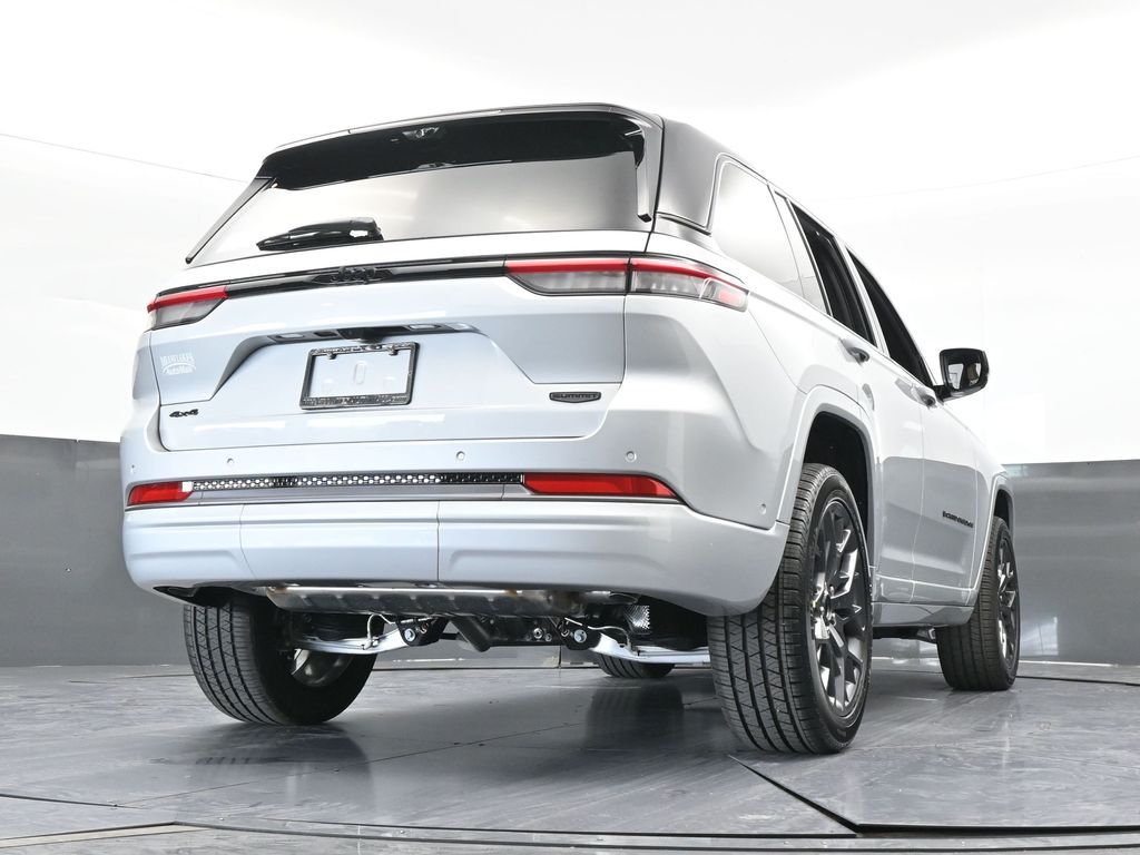 New 2026 Silver Zynith Jeep Summit image 60