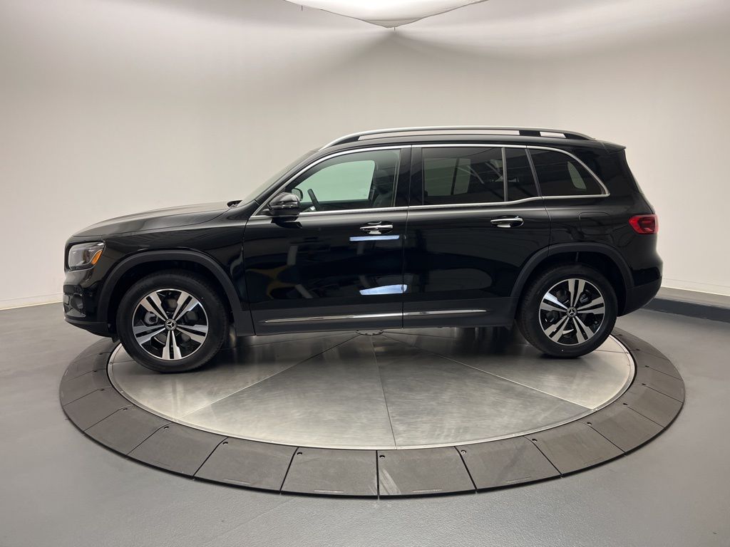 Thumbnail: 2025 Mercedes-Benz GLB - 4