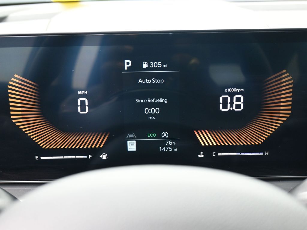 New 2025 Glacial White Pearl Kia EX image 30