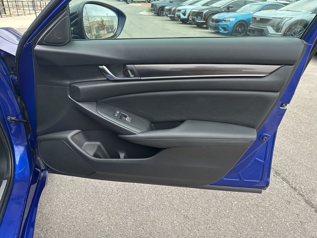Used Car 2021 Honda Accord  Sport Special Edition For Sale Under $25,000 In Austin, Texas