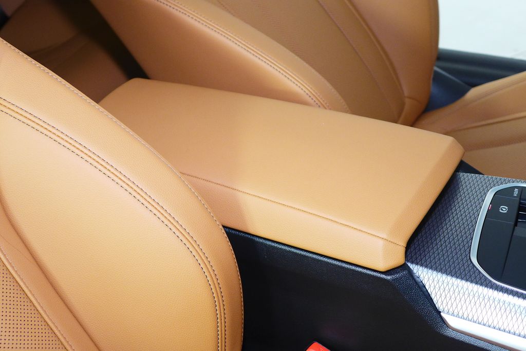 Thumbnail: 2026 BMW 4 Series - 17