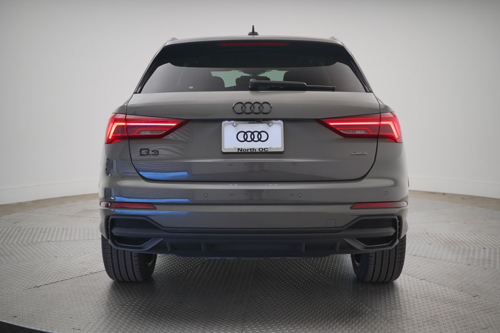 Thumbnail: 2025 Audi Q3 - 4