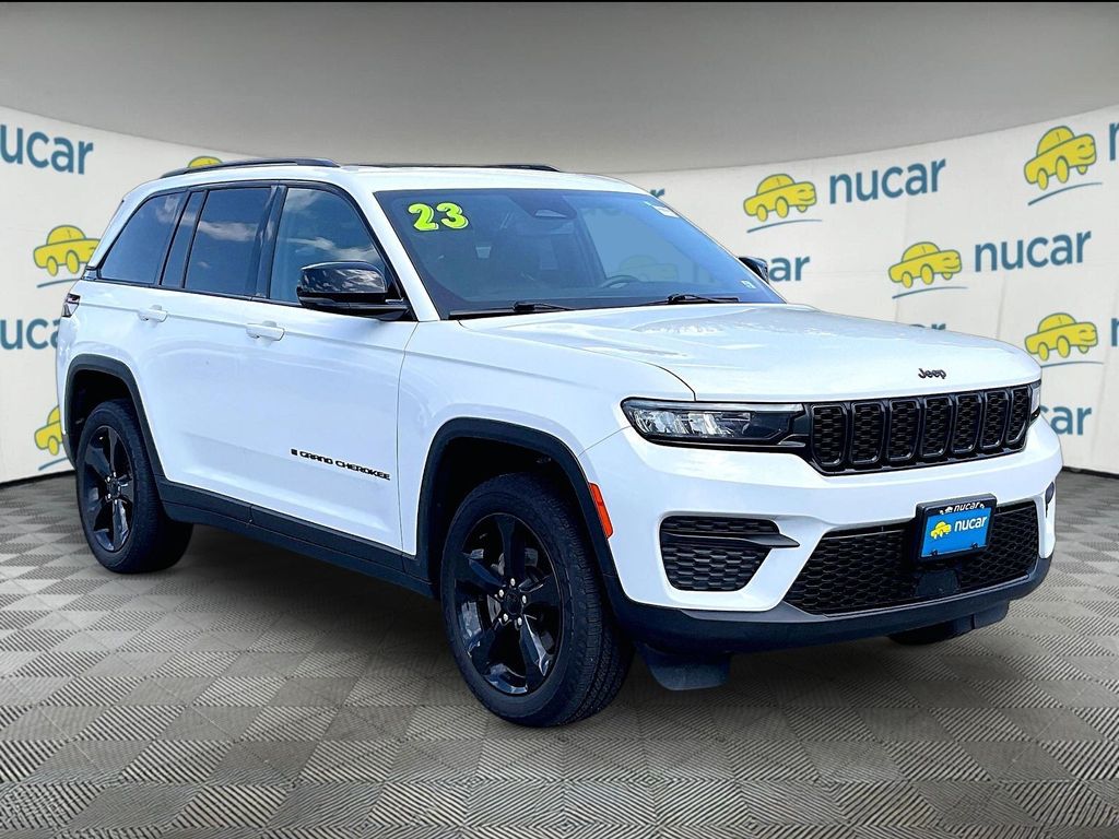 White 2023 Jeep Grand Cherokee SUV / Crossover Four-Wheel Drive 8-Speed Automatic