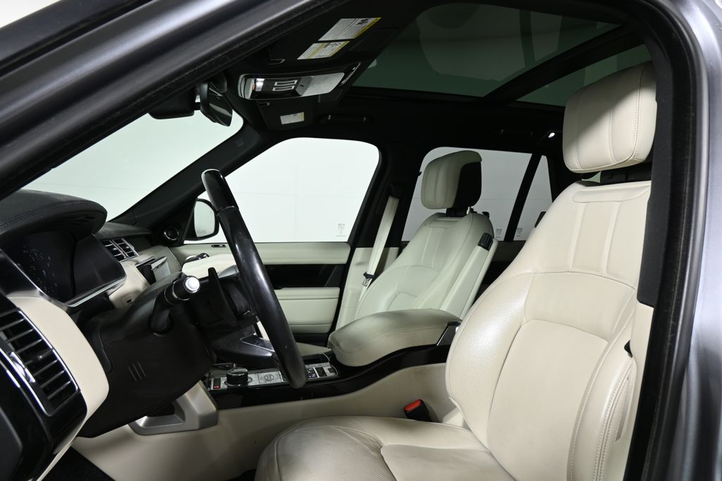 Thumbnail: 2020 Land Rover Range Rover - 5