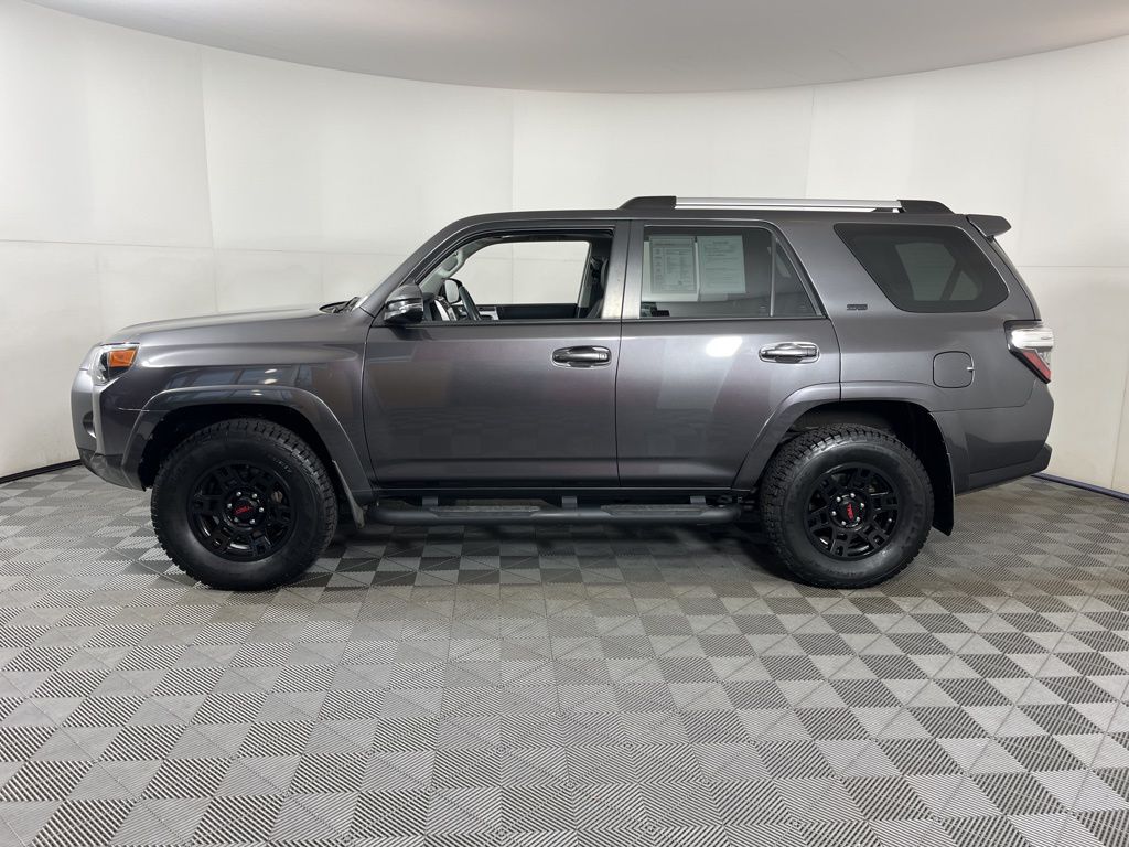 Thumbnail: 2020 Toyota 4Runner - 2