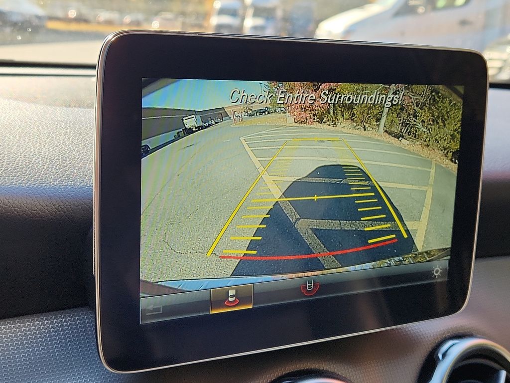 Thumbnail: 2019 Mercedes-Benz GLA - 18