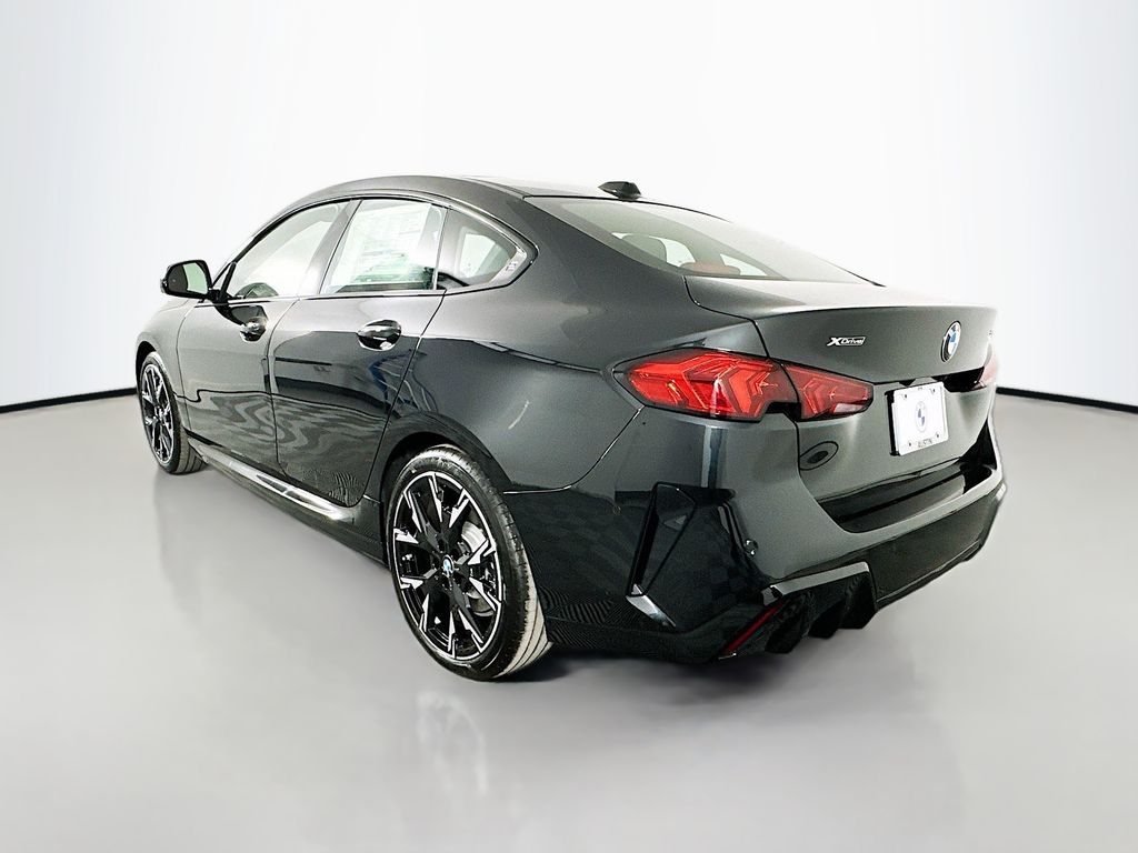 Thumbnail: 2026 BMW 2 Series - 7